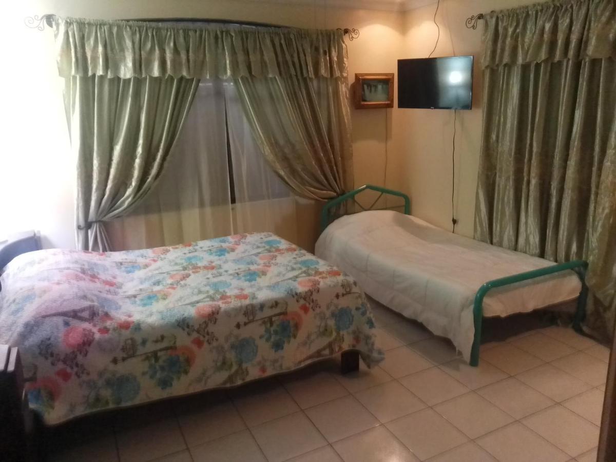 Alexander B&B Alajuela Esterno foto